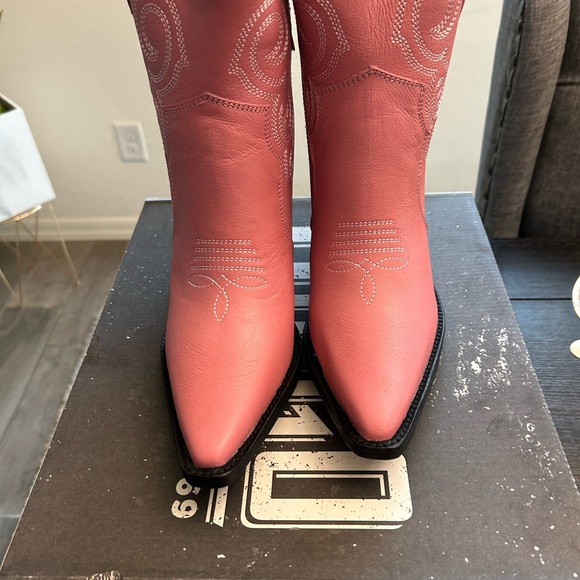 Women's Pretty N' Prissy Fashion Boot, Pink, 10 - Picture 9 of 13